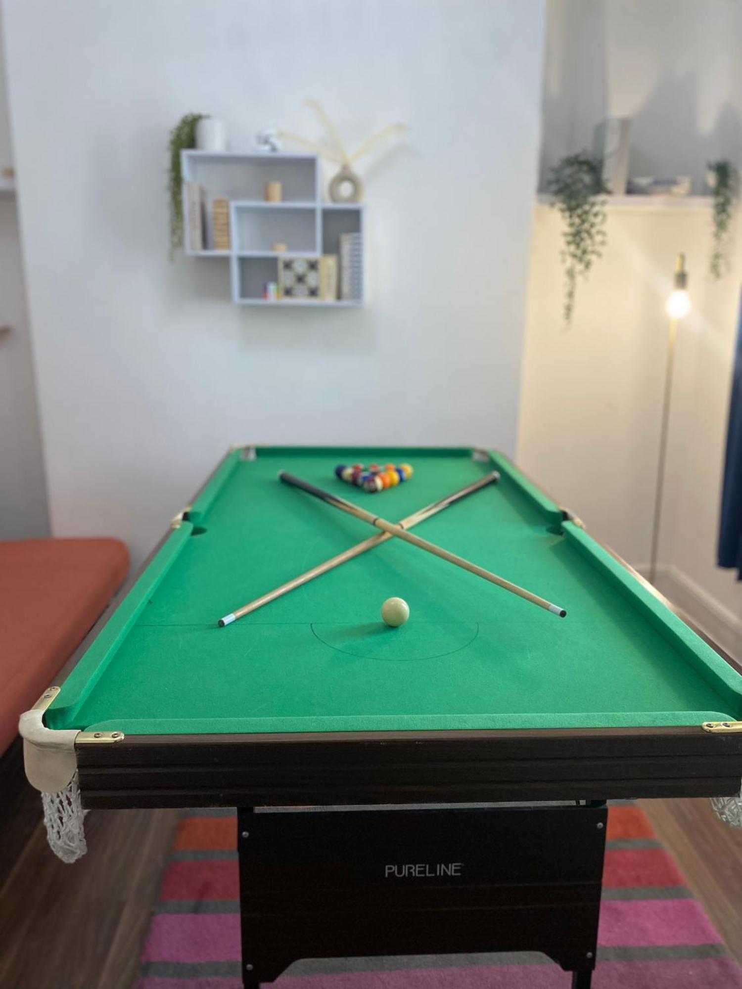 Modern Townhouse-Free Parking-Games Room-Fast W-Ifi Manchester Bagian luar foto