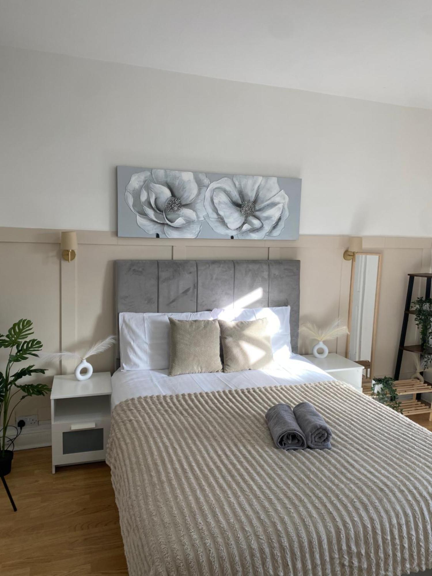 Modern Townhouse-Free Parking-Games Room-Fast W-Ifi Manchester Bagian luar foto